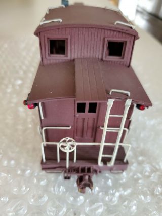On3 D&RGW Brass Long Caboose 0574,  painted 4