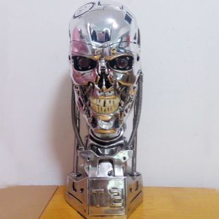 Terminator Arnold T2 T800 Endoskeleton Skull Resin Statue Bust LED 4