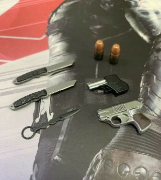 Hot Toys Mms241 Captain America The Winter Soldier 1/6 Weapon Set
