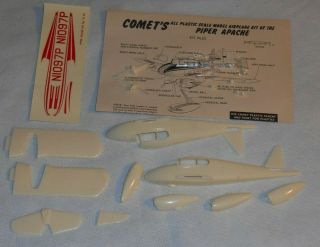 Comet Piper Apache Twin Engine Aircraft Model Kit