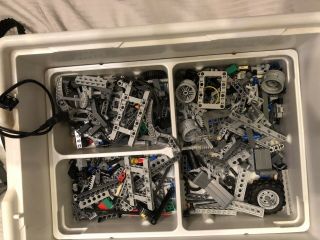 LEGO Mindstorms NXT Education Base Set (9797) Box 1 4