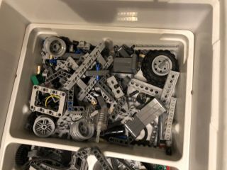 LEGO Mindstorms NXT Education Base Set (9797) Box 1 6