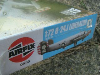 Collectable - AIRFIX - 1:72 Consolidated B - 24J Liberator - kit - 1986 4