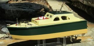 Toy Wood Boat Cabin Crusier Battery Operated Electric Motor -