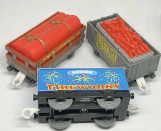 Trackmaster Thomas & Friends Fireworks 3 Car Set