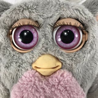 2005 Furby Baby Grey w/ Pink Belly Eyes Tiger Electronics Rubber Feet 6