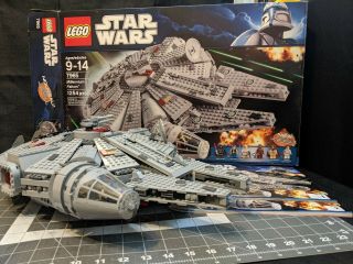 Lego Star Wars Millennium Falcon (7965) 100 Complete W/ Box & Instructions