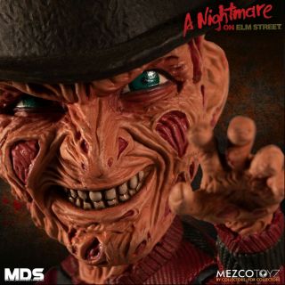 Mezco Toyz 25900 6 " Freddy Krueger A Nightmare On Elm Street 3 Figure Model