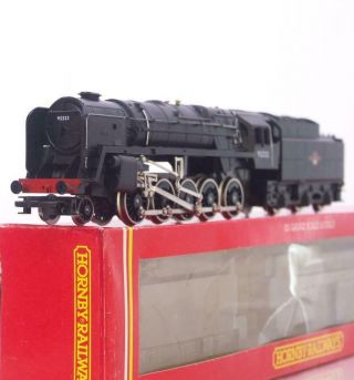Hornby R330 Oo Gauge - Br Black Livery 2 - 10 - 0 Class 9f Locomotive No.  92222