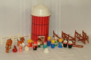 Vintage Fisher Price Little People Farm Animals People Toys And Silo 915