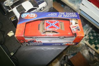 The Dukes of Hazzard 69 Charger General Lee Diecast 1:18 by Joyride 2