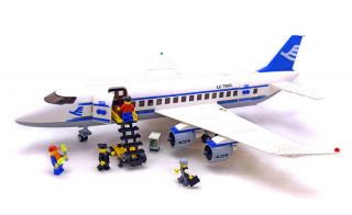 Lego Set 7893 City Passenger Plane Airplane 100 Complete With All Minifigures