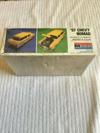 Monogram 57 Chevy Nomad - 