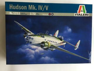 Model Airplane Kit Hudson Mk.  Iv/v Raf 1:72 Italeri No.  1253