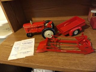 Vintage Carter Tru - Scale Tractor,  Trailer And Loader With 2 Booklets