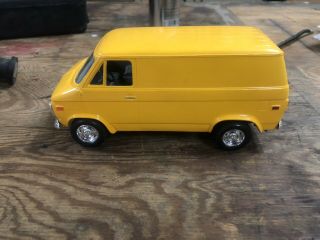 Revell 1/25 1977 Chevy Van Near Complete Build Rare Complete W/box