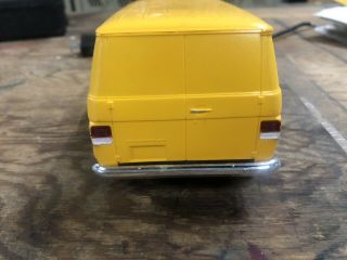 Revell 1/25 1977 Chevy Van NEAR COMPLETE BUILD RARE COMPLETE W/BOX 2