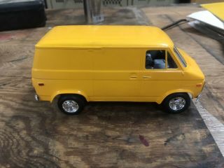 Revell 1/25 1977 Chevy Van NEAR COMPLETE BUILD RARE COMPLETE W/BOX 3