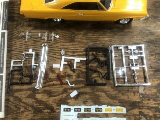 REVELL 1/25 1966 Chevy SS 396 NEAR COMPLETE BUILD RARE COMPLETE W/BOX 6