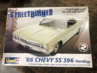 REVELL 1/25 1966 Chevy SS 396 NEAR COMPLETE BUILD RARE COMPLETE W/BOX 8