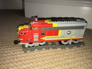 Lego Santa Fe Chief (10020) With Metal - Plated Display Rail