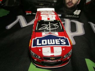 2014 JIMMIE JOHNSON 1/24 AUTOGRAPHED SIGNED 48 LOWE ' S RED VEST CAR. 2