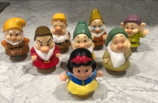 Fisher Price Little People Disney Snow White & The Seven Dwarfs 7 Figure Set