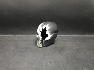 Hot Toys 1/6 MMS 350 Captain America Civil War - Broken Crossbone Helmet 2