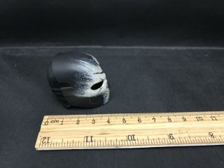 Hot Toys 1/6 MMS 350 Captain America Civil War - Broken Crossbone Helmet 4