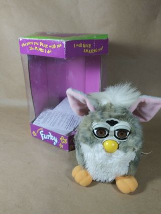Tiger Electronic Furby model 70 - 800 grey white pre - owned open box 3