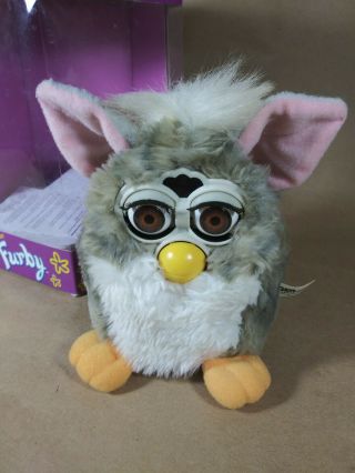 Tiger Electronic Furby model 70 - 800 grey white pre - owned open box 4