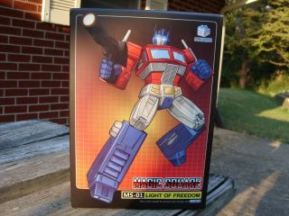 Magic Square Ms - 01 Light Of Freedom Optimus Prime 3rd Party Transformers