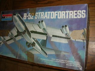 1977 Monogram 8292 Giant Size B - 52 Stratofortress Model Kit