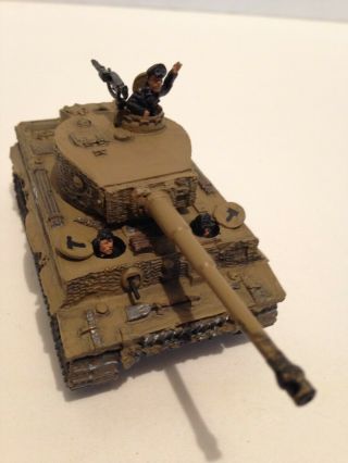 Wwii German Tiger 1 Tank W Zimmert & Crew - Painted