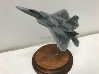 Built F - 22 Raptor Desk Model Plastic - 1/144 Scale -