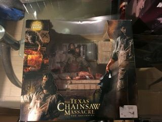 Neca Toys The Texas Chainsaw Massacre Box / Leatherface Diorama The Beginning
