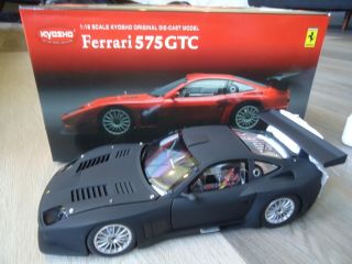 Kyosho Ferrari 575 Gtc Black 1/18 Die - Cast Race Car
