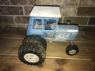 Vintage Ertl 1/12 Scale Die Cast Ford 9600 Toy Farm Tractor Dual Wheels