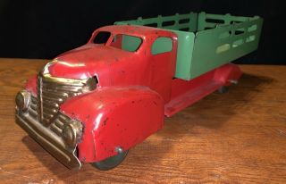 Vintage 1930 - 40s Red & Green Wyandotte Pressed Steel Farm Truck Toy Metal Wheels