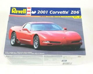 Revell Monogram 2001 Chevy Corvette Z06 Model 1/25 Scale Opened Box,  85 - 2588