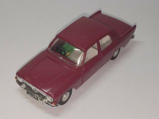 Vintage 1/42 Triang Spot On Ford Zephyr Six