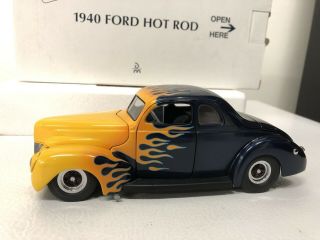 1940 Ford Hot Rod Danbury 1:24 Flames