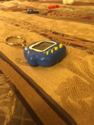 Dinkie Penguin Rare Vintage Virtual Pet with Instructions and Cardboard Back 4