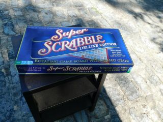 Scrabble Deluxe Edition Rotating Game Board Raised Grid 200 Tiles