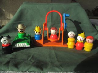 Vintage Fisher Price 7 Little People With 1 Car & 1 Carnival Ride - Total 9 Piece