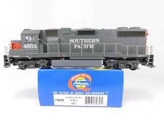 Ho Scale Athearn 76958 Sp Southern Pacific Gp38 - 2 Diesel Locomotive 4803