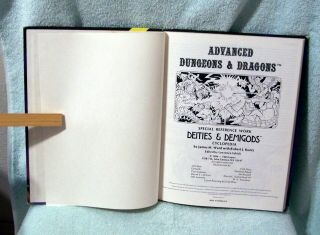 ADVANCED DUNGEONS & DRAGONS TSR PRESENTS DEITIES & DEMIGODS H/C BOOK 4