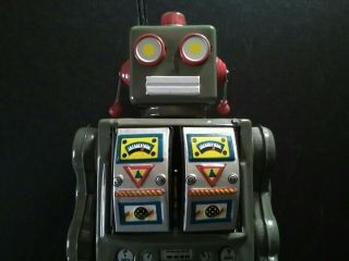 Vintage ME100 SPACE WALK MAN Tin Toy Battery - Powered ROBOT 12 