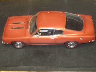 Highway 61 / Die - Cast Promotions - 1967 Plymouth Barracuda 1/18