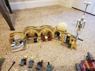 Lego Star Wars Cantina 75052 Complete With Minifigs,  Instructions,  And Box.